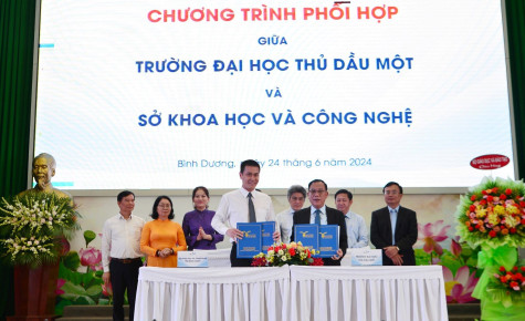 Thúc đẩy đổi mới sáng tạo, phát triển khoa học - công nghệ