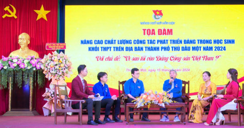 Thành ủy Thủ Dầu Một: Chú trọng phát triển đảng viên là học sinh