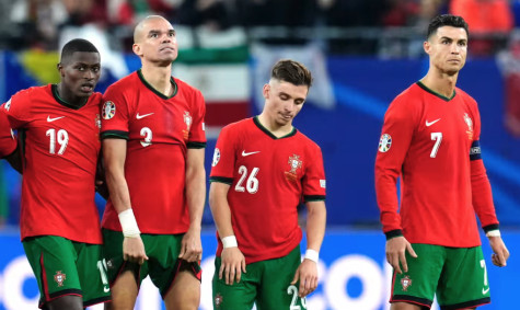 Ronaldo im tiếng, Bồ Đào Nha thua Pháp ở tứ kết Euro