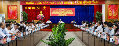 Tự giác học tập, phấn đấu, tu dưỡng, rèn luyện theo chuẩn mực đạo đức cách mạng