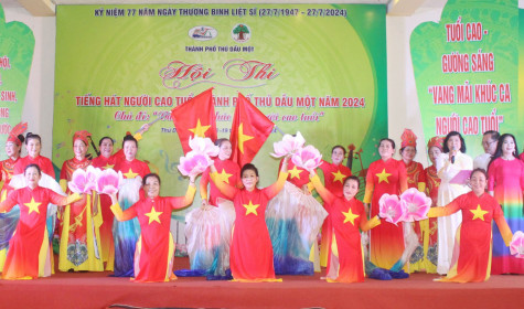 Vang mãi tiếng hát người cao tuổi