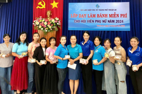 TP.Thuận An: Dạy làm bánh trung thu miễn phí cho hơn 50 hội viên phụ nữ