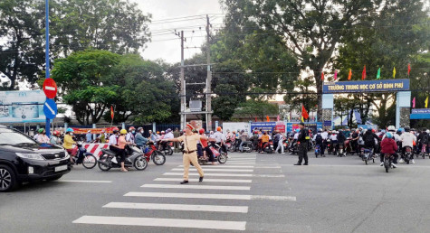 Bảo đảm an toàn giao thông cho học sinh từ đầu năm học