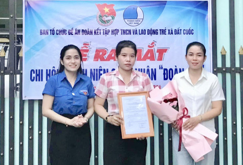 Hội LHTN Việt Nam xã Đất Cuốc (huyện Bắc Tân Uyên): Thành lập Chi hội Thanh niên công nhân Đoàn Kết