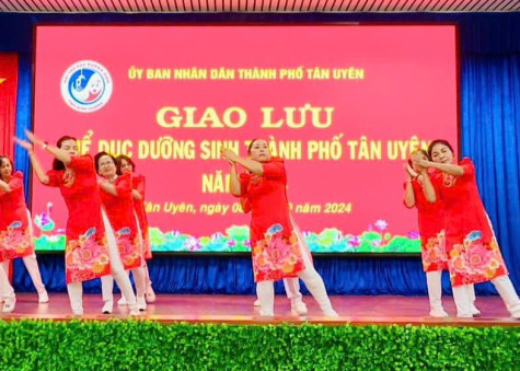 TP.Tân Uyên: Phát triển phong trào tập luyện môn thể dục dưỡng sinh