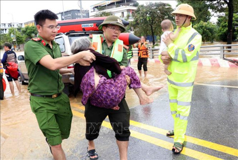 Đảm bảo đủ thuốc cho các tình huống y tế bị ảnh hưởng bão, lũ, dịch bệnh