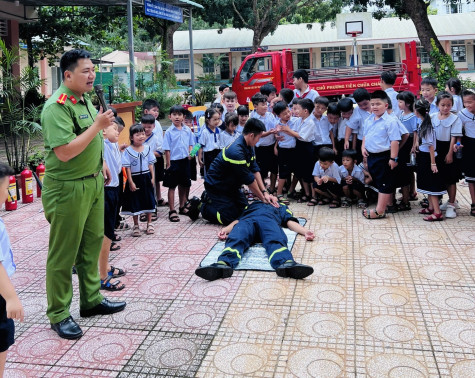 Huyện Dầu Tiếng: Trang bị kỹ năng xử lý tình huống cho học sinh để đảm bảo an toàn