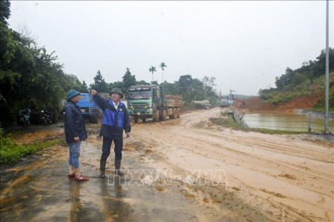 Thời tiết ngày 24-9: Trung Trung Bộ, Bắc Tây Nguyên, Nam Bộ có mưa dông