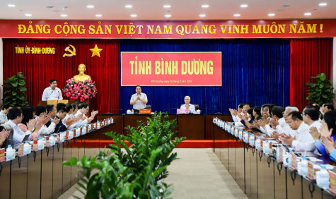 Thủ tướng Chính phủ làm việc với Ban Thường vụ Tỉnh ủy Bình Dương