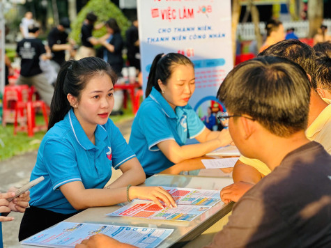 Trung tâm Hoạt động Thanh niên tỉnh: Điểm tựa của thanh niên công nhân