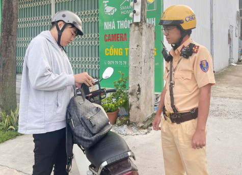 Thực hiện cao điểm bảo đảm an toàn giao thông cho lứa tuổi học sinh