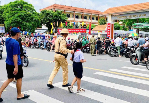 TP.Dĩ An: Nỗ lực kéo giảm tai nạn giao thông