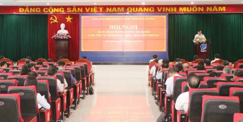 Đảng ủy Khối doanh nghiệp tỉnh: Lấy ý kiến đóng góp cho dự thảo văn kiện Đại hội Đảng bộ