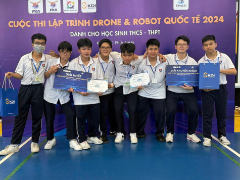 Học sinh Trường Trung Tiểu học Việt Anh 3 giành giải nhất cuộc thi “Lập trình Drone và robot quốc tế 2024 - khu vực miền Nam”