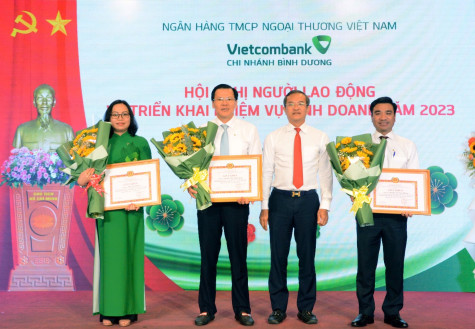 Đảng bộ Vietcombank Bình Dương: Chú trọng nâng cao hiệu quả công tác kiểm tra, giám sát