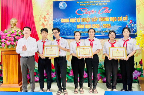 Huyện Phú Giáo: Sôi nổi cuộc thi Khoa học - Kỹ thuật cấp THCS