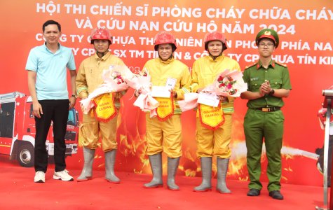 Người lao động các doanh nghiệp nhựa thử tài phòng cháy, chữa cháy