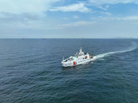 Vietnamese, Indian coast guards conduct joint sea exercise