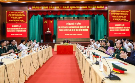 Binh Duong needs uniform preparation to accompany the nation in a new era, says Secretary General To Lam