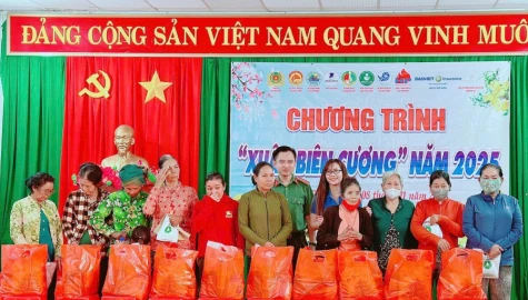 Ấm áp chương trình “Xuân biên cương” năm 2025