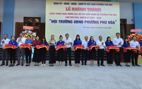 Phường Phú Hòa (TP.Thủ Dầu Một):
Khánh thành công trình chào mừng Đại hội Đảng các cấp