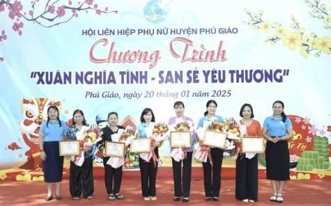 Huyện Phú Giáo: Khai mạc chương trình “Xuân nghĩa tình – San sẻ yêu thương”