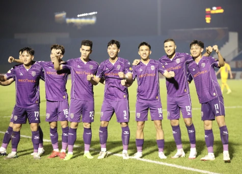 Hạ SLNA 2-1, Becamex Bình Dương chen chân vào Top 5