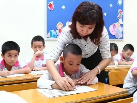 越南实施幼儿园到高中教育免费政策