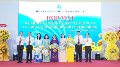 Hội LHPN TP.Bến Cát: Họp mặt kỷ niệm 115 năm ngày Quốc tế Phụ nữ