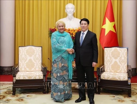 越南国家主席梁强会见联合国副秘书长阿米娜·穆罕默德
