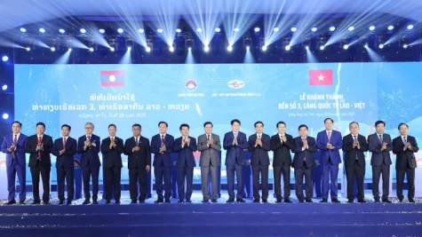 老越国际港口3号码头落成：越老特殊合作关系迈出新一步