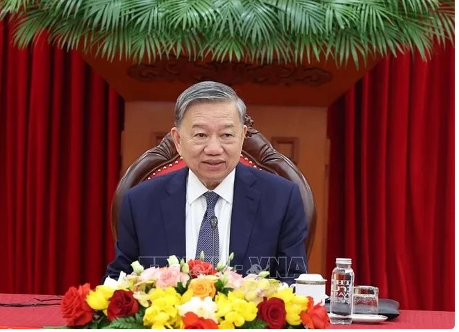 Party chief holds phone talks with European Council President