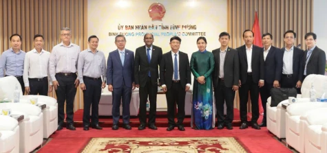 Binh Duong is always an important strategic partner of Singapore