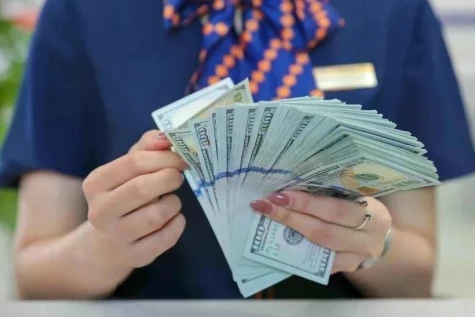 Reference exchange rate continues going down on May 8