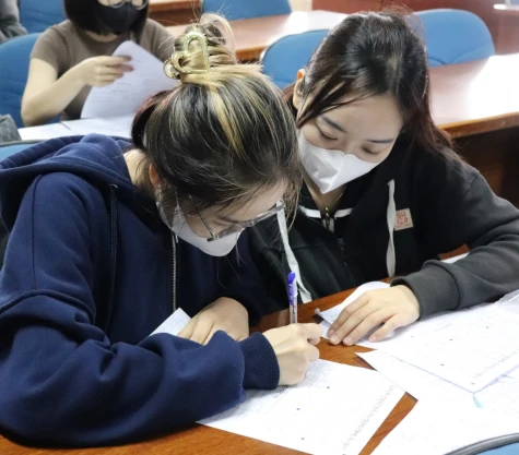 Trung tâm Dịch vụ việc làm Bình Dương tiếp nhận 72 hồ sơ đăng ký thi tiếng Hàn năm 2025