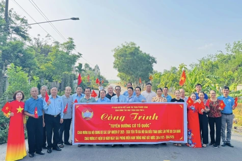 Ủy ban mặt trận tổ quốc Việt Nam thị trấn Phước Vĩnh (huyện Phú Giáo): Khánh thành “Tuyến đường cờ Tổ quốc”
