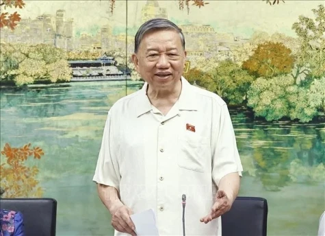 苏林总书记：法律建设不是为了某一特殊人群的利益，而是为了全民的利益