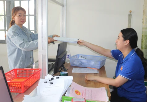 Xã Long Hòa, huyện Dầu Tiếng: Tỷ lệ hồ sơ nhận trực tuyến đạt 98,76%