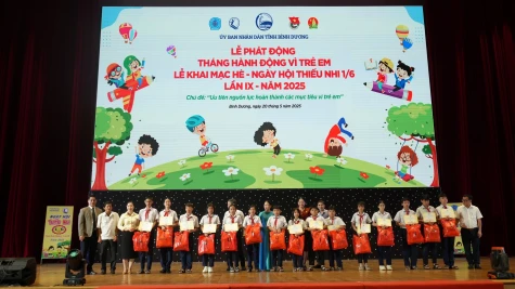 Tân Hiệp Phát trao tặng hàng ngàn phần quà cho trẻ em tại Bình Dương nhân tháng hành động vì trẻ em 2025