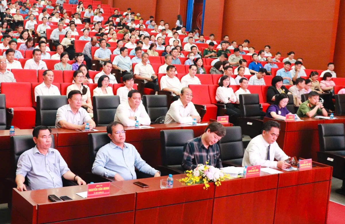 Quán triệt, triển khai các văn bản mới về công tác dân tộc, tôn giáo