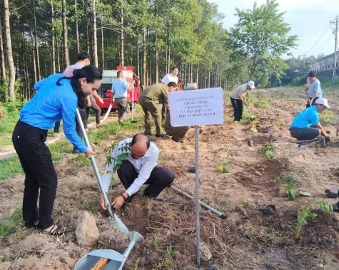 Phường Mỹ Phước (TP.Bến Cát): Gắn học và làm theo Bác với các phong trào thi đua