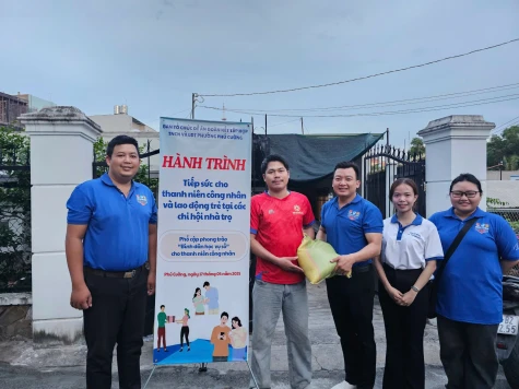 Tạo môi trường gắn kết, sẻ chia cho thanh niên công nhân
