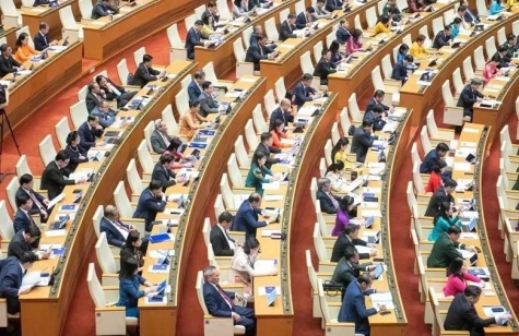 越南第十五届国会第九次会议进入第二阶段：审议省级行政单位调整