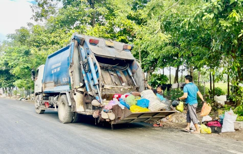Cần chuyển đổi mô hình thu gom rác thải sinh hoạt