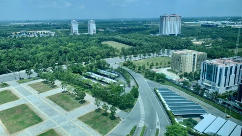 努力建设文明、现代化城市