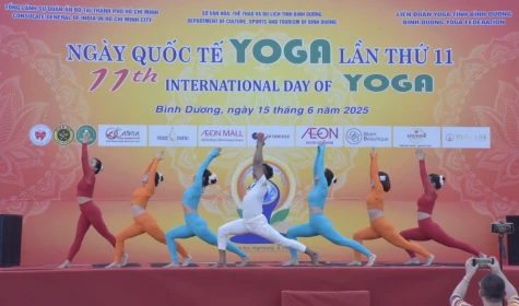 Khai mạc ngày Quốc tế Yoga lần thứ 11-2025 tại Bình Dương