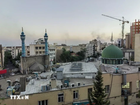 Căng thẳng Israel-Iran: Một loạt vụ nổ mạnh đã làm rung chuyển thủ đô Tehran