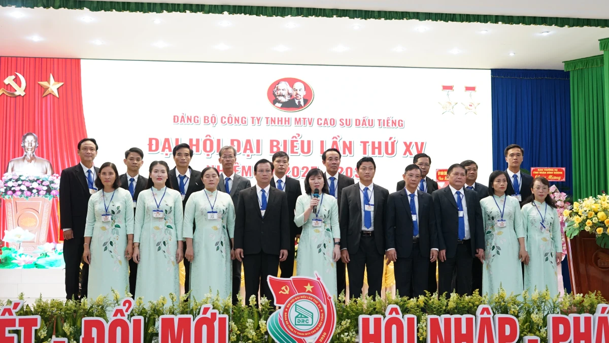 Đồng chí Huỳnh Thị Cẩm Hồng tái đắc cử Bí thư Đảng ủy Công ty  TNHH MTV Cao su Dầu Tiếng 