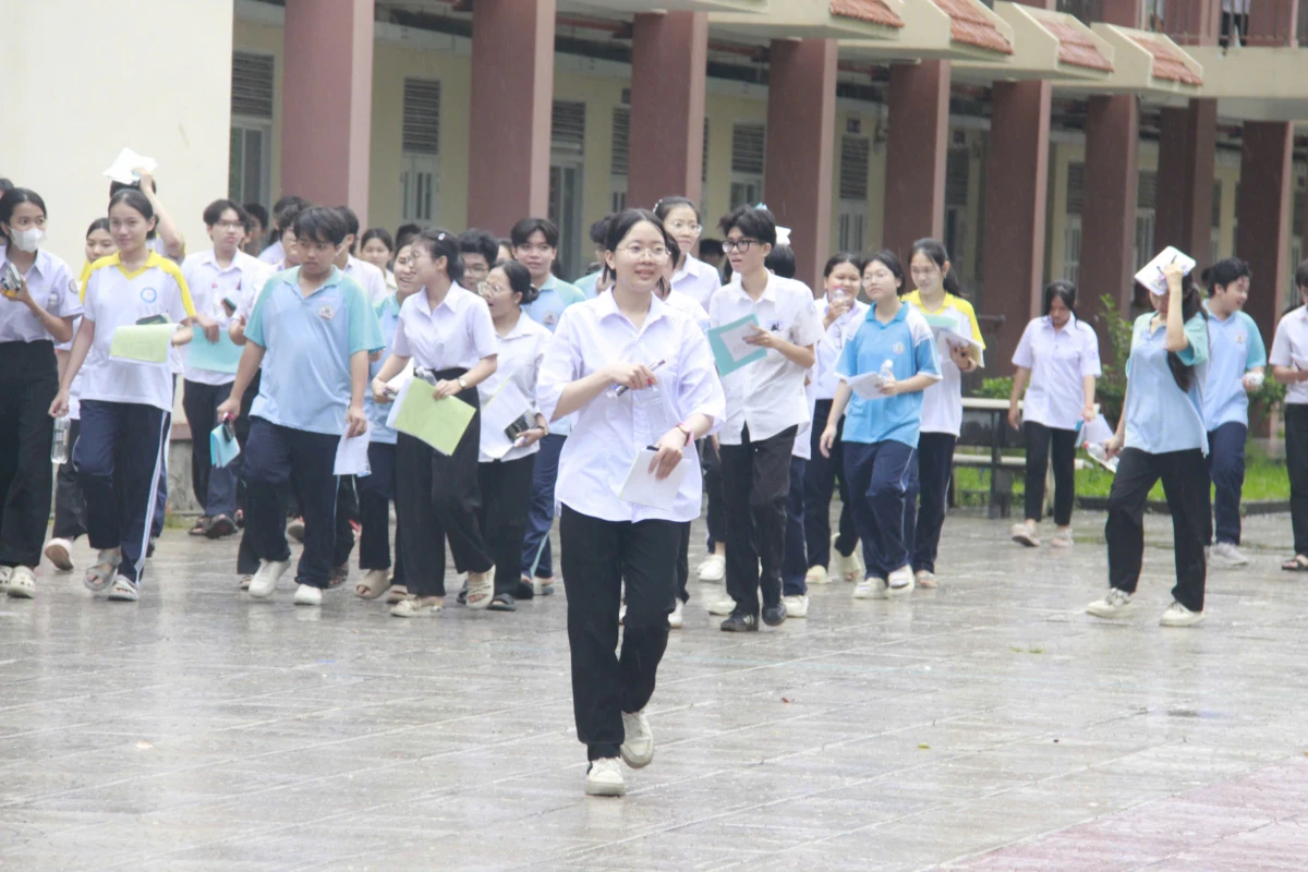 Bình Dương vắng 47 thí sinh trong môn thi thứ 2