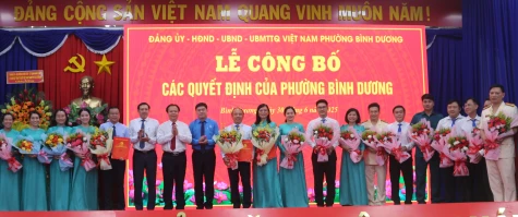 Phường Bình Dương tổ chức lễ công bố các quyết định, nghị quyết về cán bộ